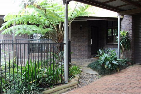 3 Bedroom Holiday House - Geraldton Accommodation 4